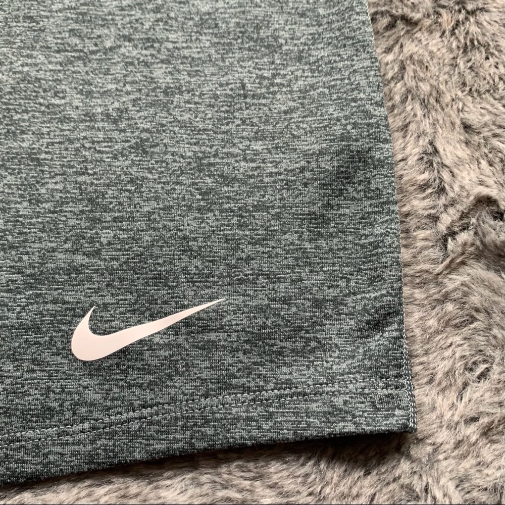 Nike Active Top - Picture 3 of 5